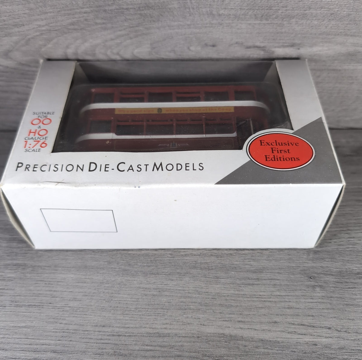 Exclusive First Editions EFE 13402 Leeds Transport C.W.S Tram Die-Cast Model - Retrorama UK