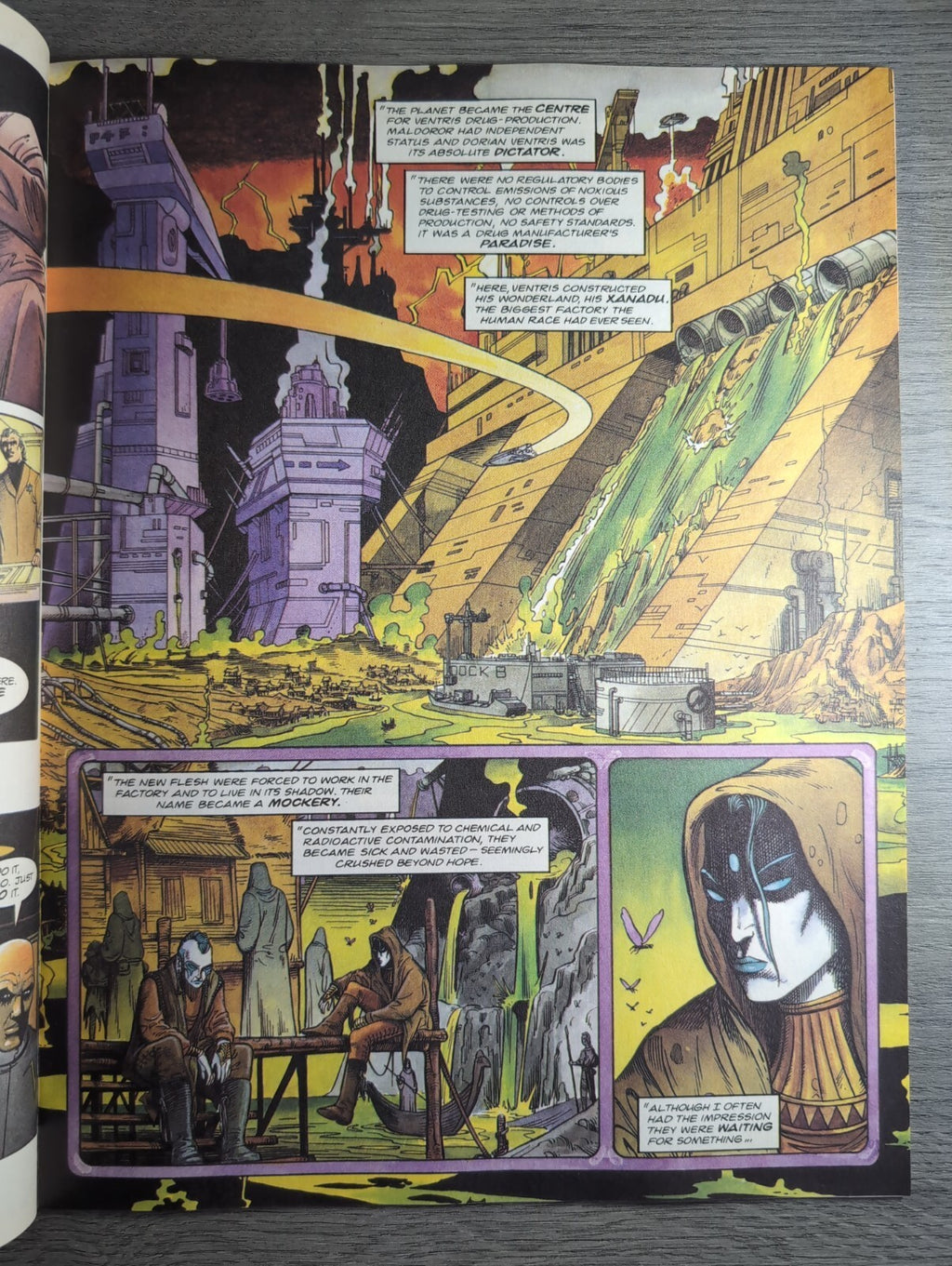 2000AD Prog 892 Featuring Judge Dredd Comic 17th Jan 1994 Vintage Retro Comic