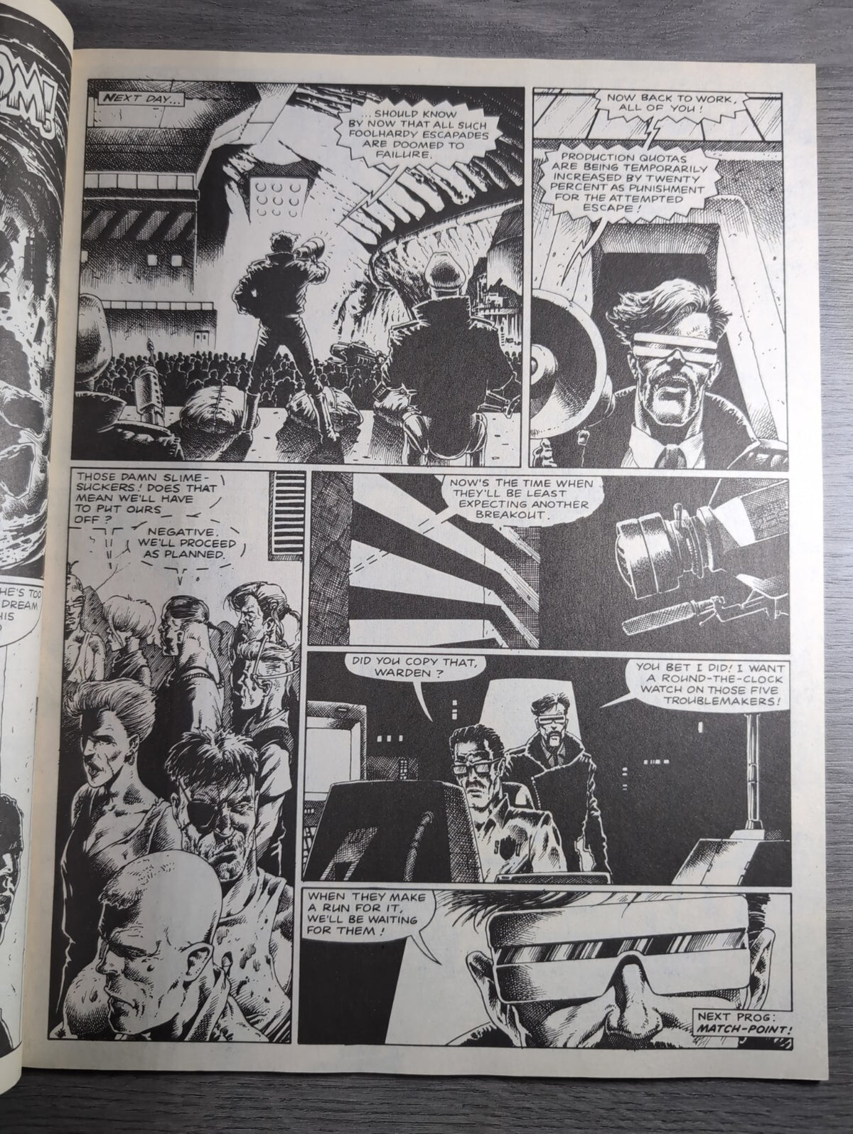 2000AD Prog 671 Featuring Judge Dread Comic 24th March 1990 Vintage Retro Comic - Retrorama UK