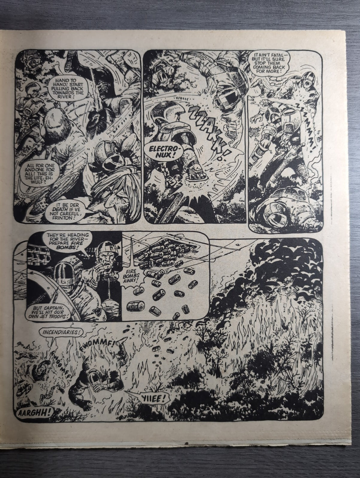 2000AD Prog 368 Featuring Judge Dredd Comic 12th May 1984 Vintage Retro Comic