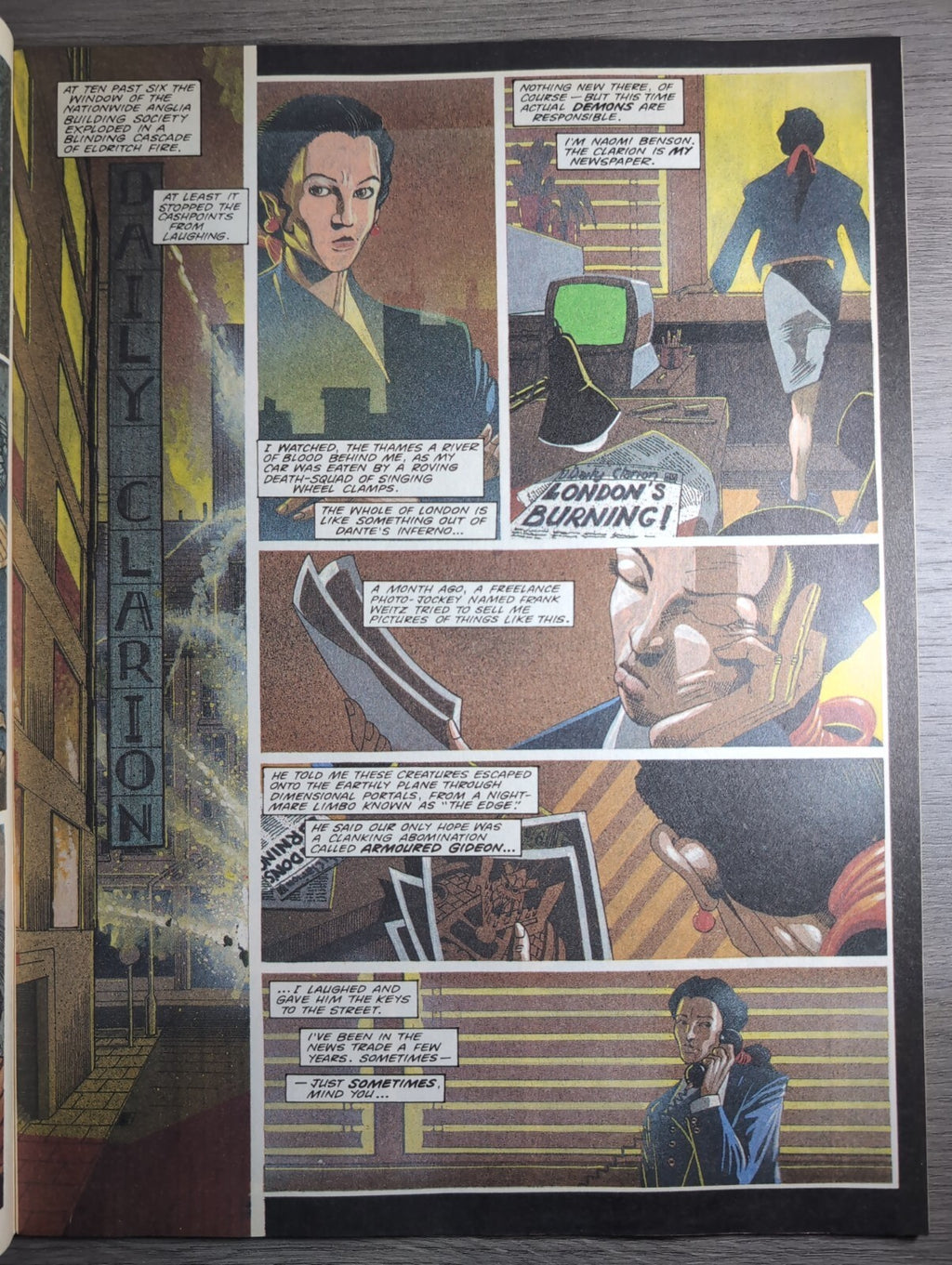 2000AD Prog 829 Featuring Judge Dredd Comic 3rd April 1993 Comic + Stickers