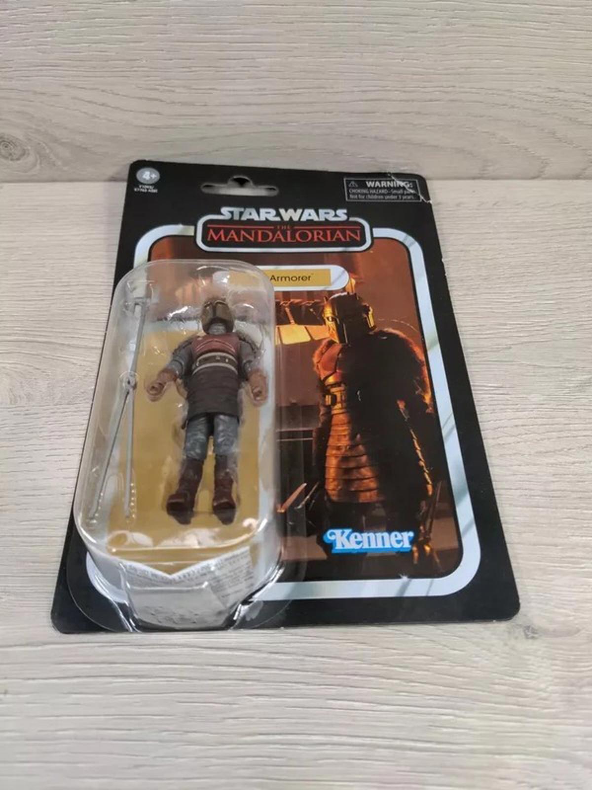 Kenner Star Wars The Mandalorian The Armorer Figure VC 179 Sealed Blister Pack