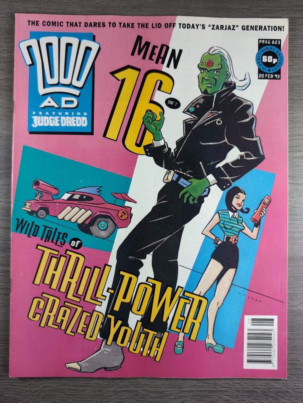 2000AD Prog 823 Featuring Judge Dredd Comic 20th Feb 1993 Vintage Retro Comic