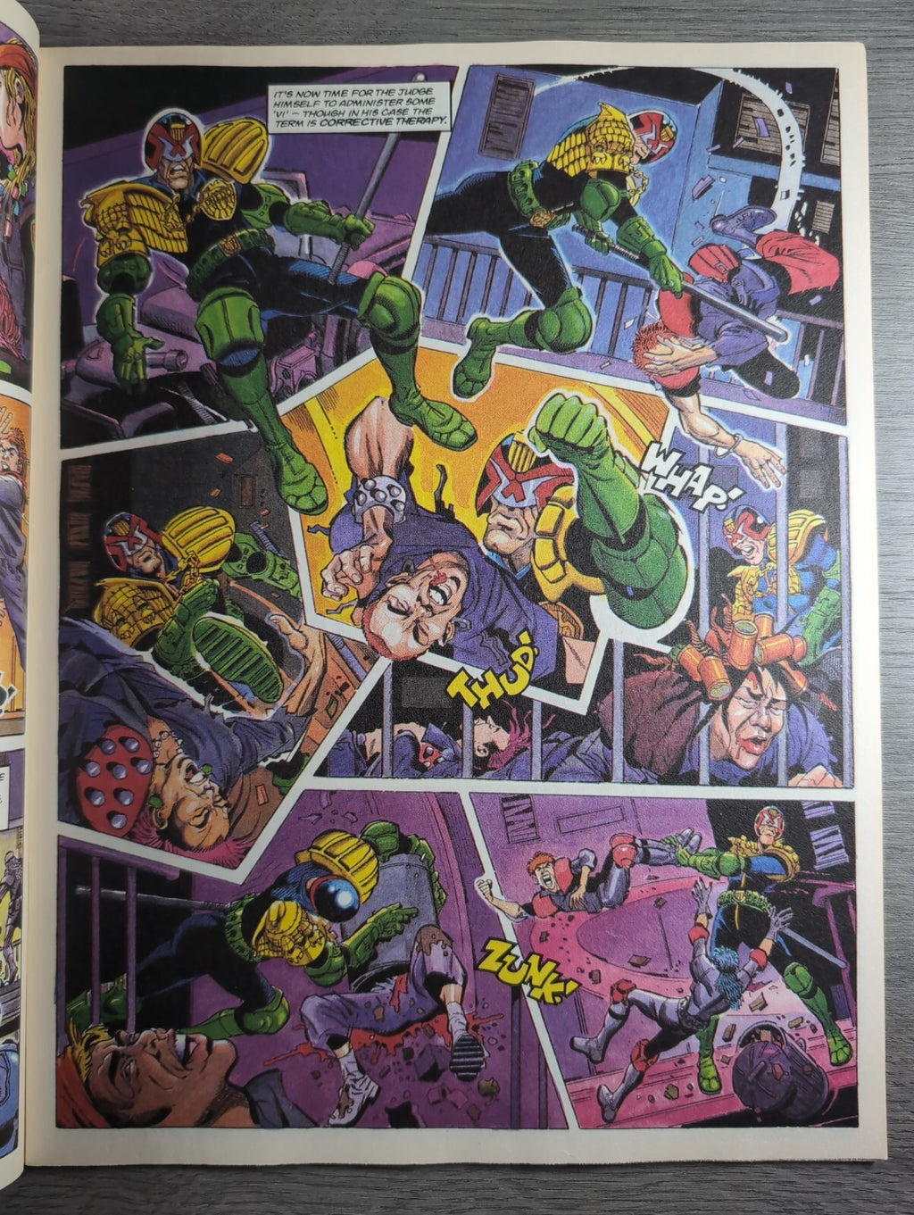 2000AD Prog 899 Featuring Judge Dredd Comic 5th Aug 1994 Vintage Retro Comic
