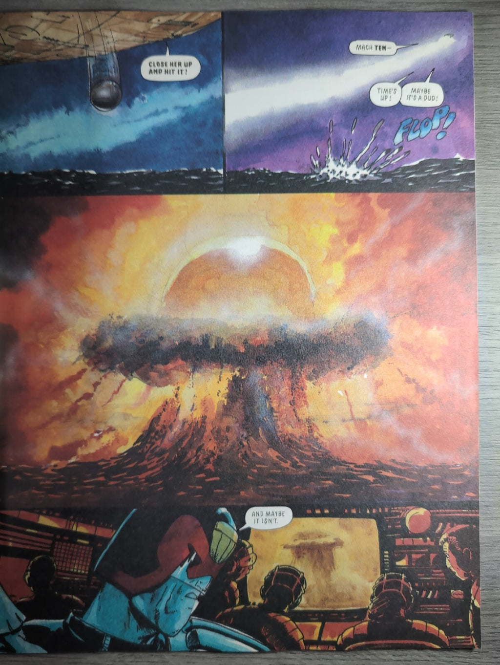 2000AD Prog 720 Featuring Judge Dredd Comic 2nd March 1991 Vintage Retro Comic