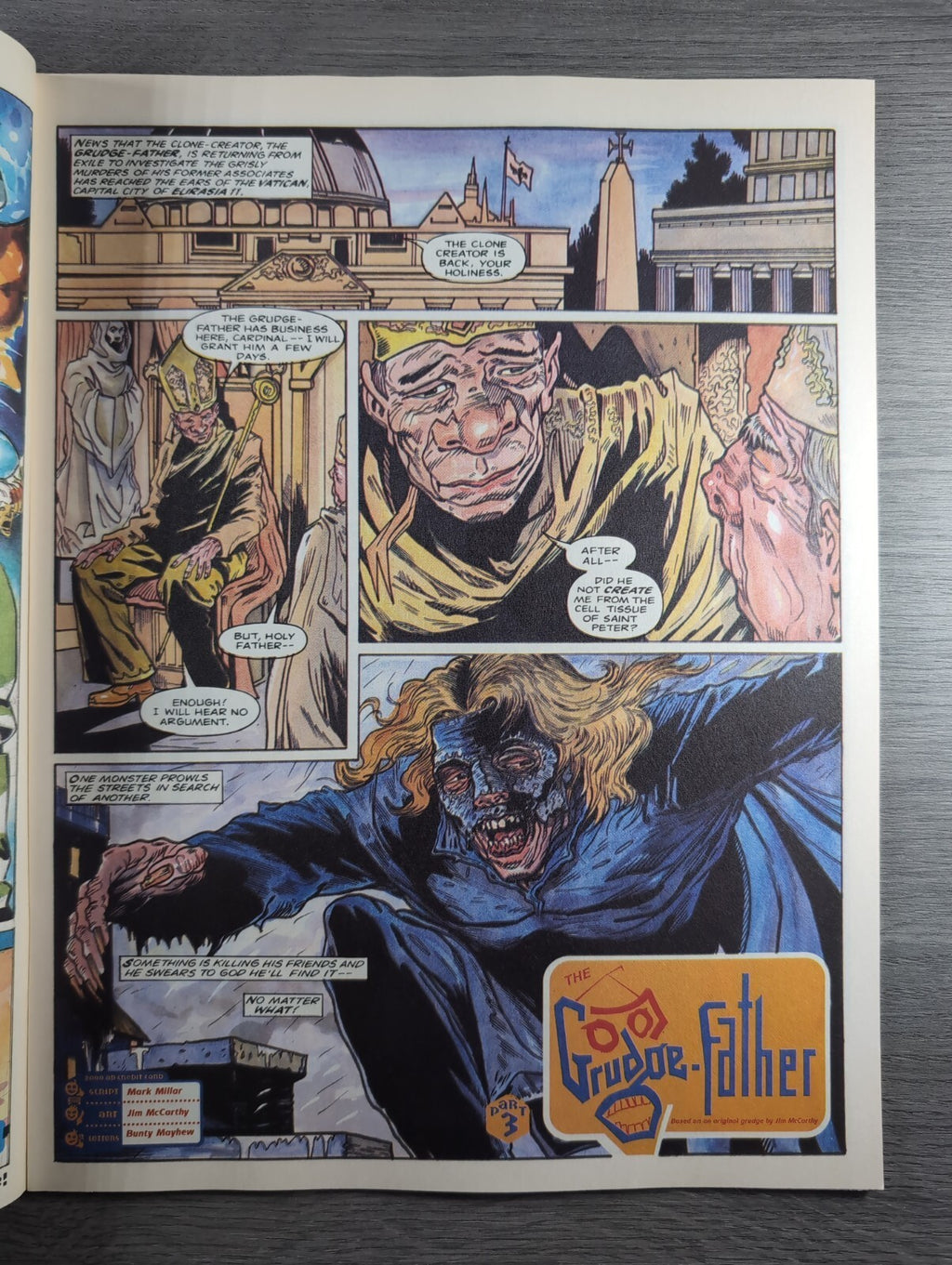 2000AD Prog 880 Featuring Judge Dredd Comic 25th March 1994 Vintage Retro Comic