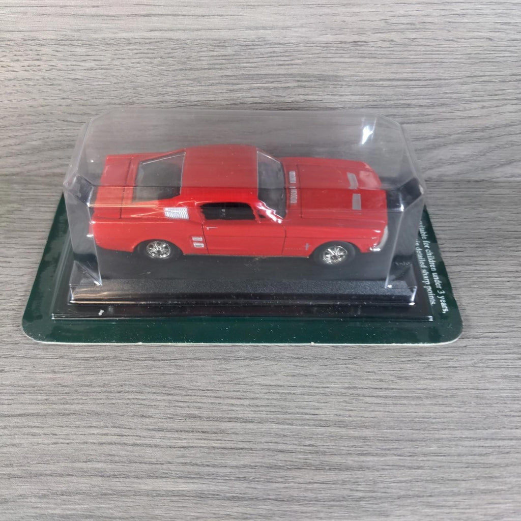 Del Prado Ultimate Car Collection Ford Mustang 1:43 Scale Model