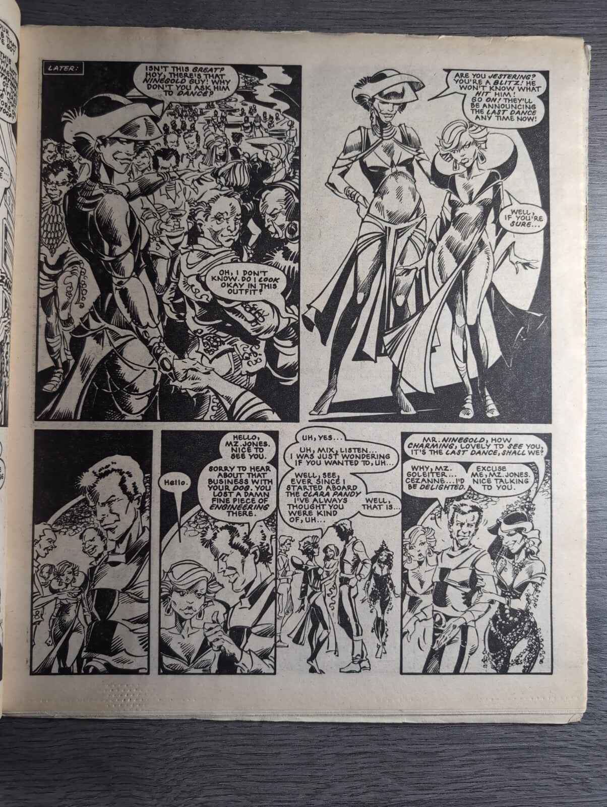2000AD Prog 414 Featuring Judge Dread Comic 20 April 1985 Vintage Retro Comic