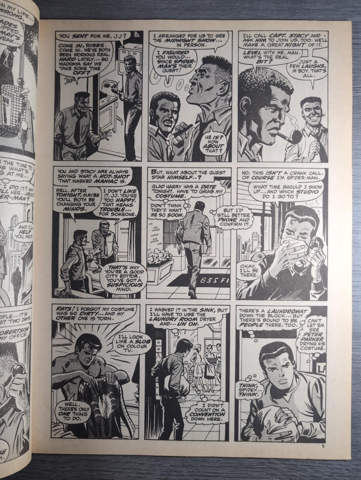 Spider-Man Comics Weekly No 102 Marvel Comics UK 25th January 1975 Vintage Comic