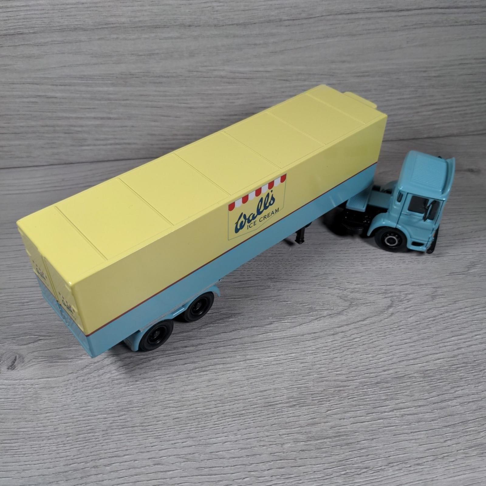 Corgi Classics Walls Ice Cream AEC Refrigerated Box Trailer Set 21401 Die-Cast