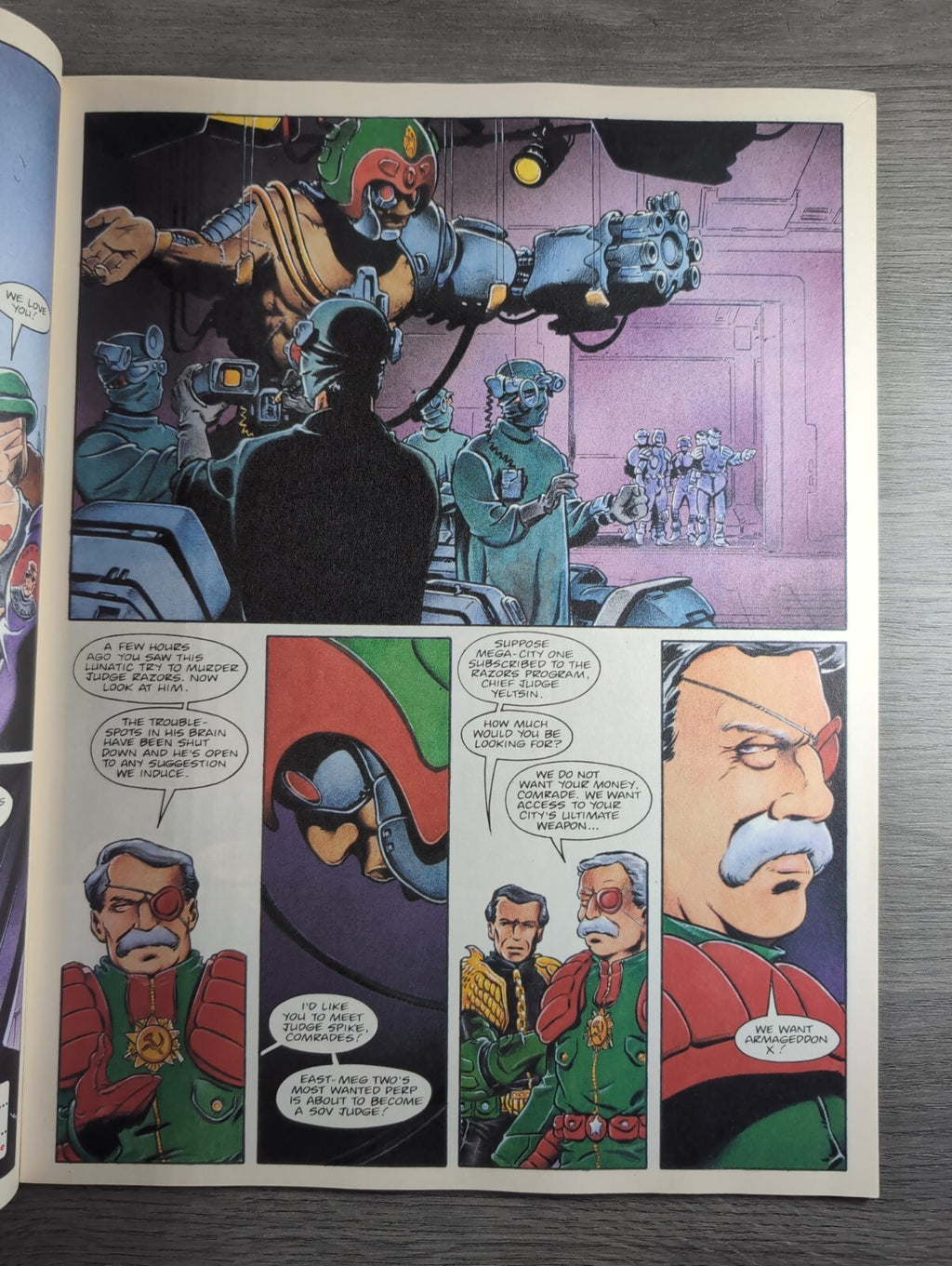 2000AD Prog 909 Featuring Judge Dredd Comic 14th Oct 1994 Vintage Retro Comic