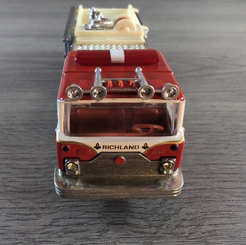 Corgi Classics 98485 Mack CF Pumper Fire Truck Die-Cast Model
