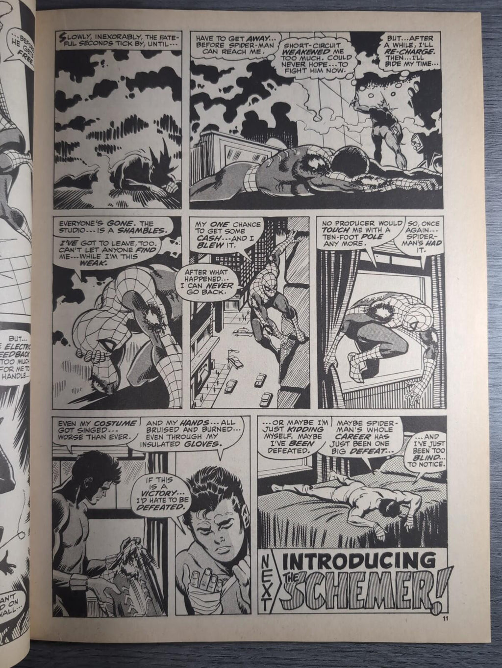 Spider-Man Comics Weekly No 102 Marvel Comics UK 25th January 1975 Vintage Comic