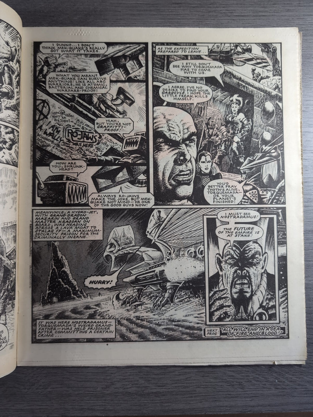 2000AD Prog 444 Featuring Judge Dread Comic 16th Nov 1985 Vintage Retro Comic