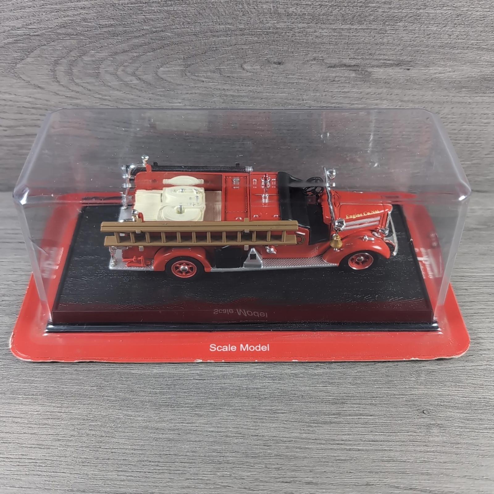 Del Prado Fire Engines of the World 1948 Mack Pumper 1:64 Scale Model