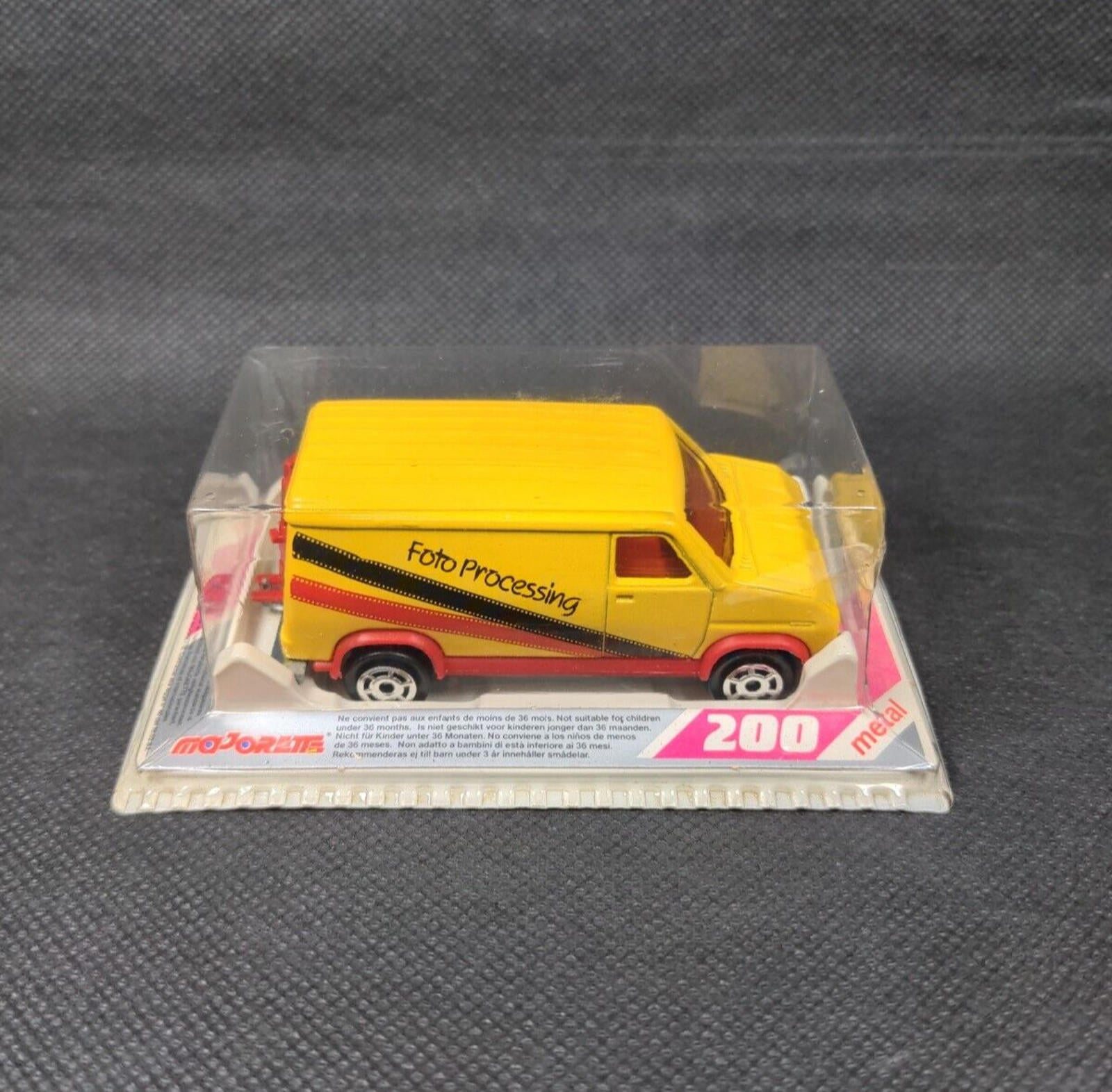 Majorette 200 Series Foto Processing Diecast Van Sealed Blister Pack 1:64 Scale