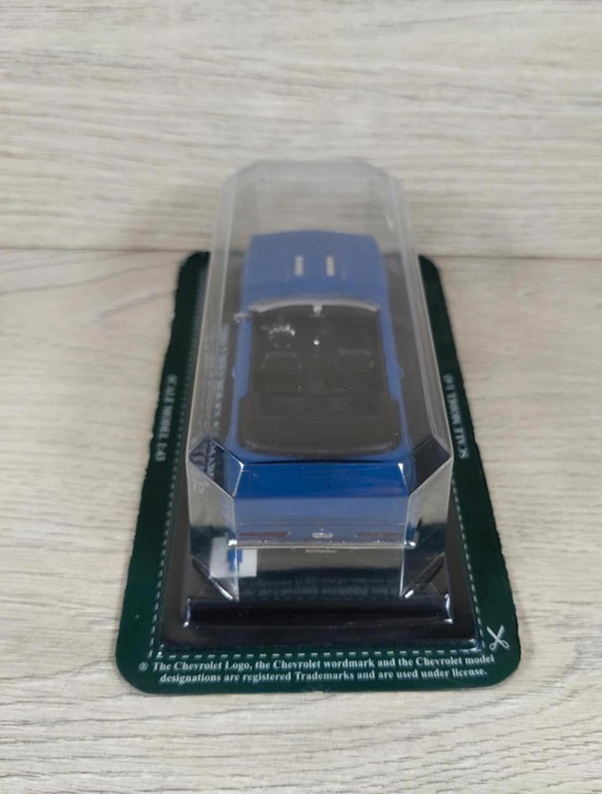 Del Prado Ultimate Car Collection 1969 Chevrolet Camaro 1:43 Diecast Scale Model