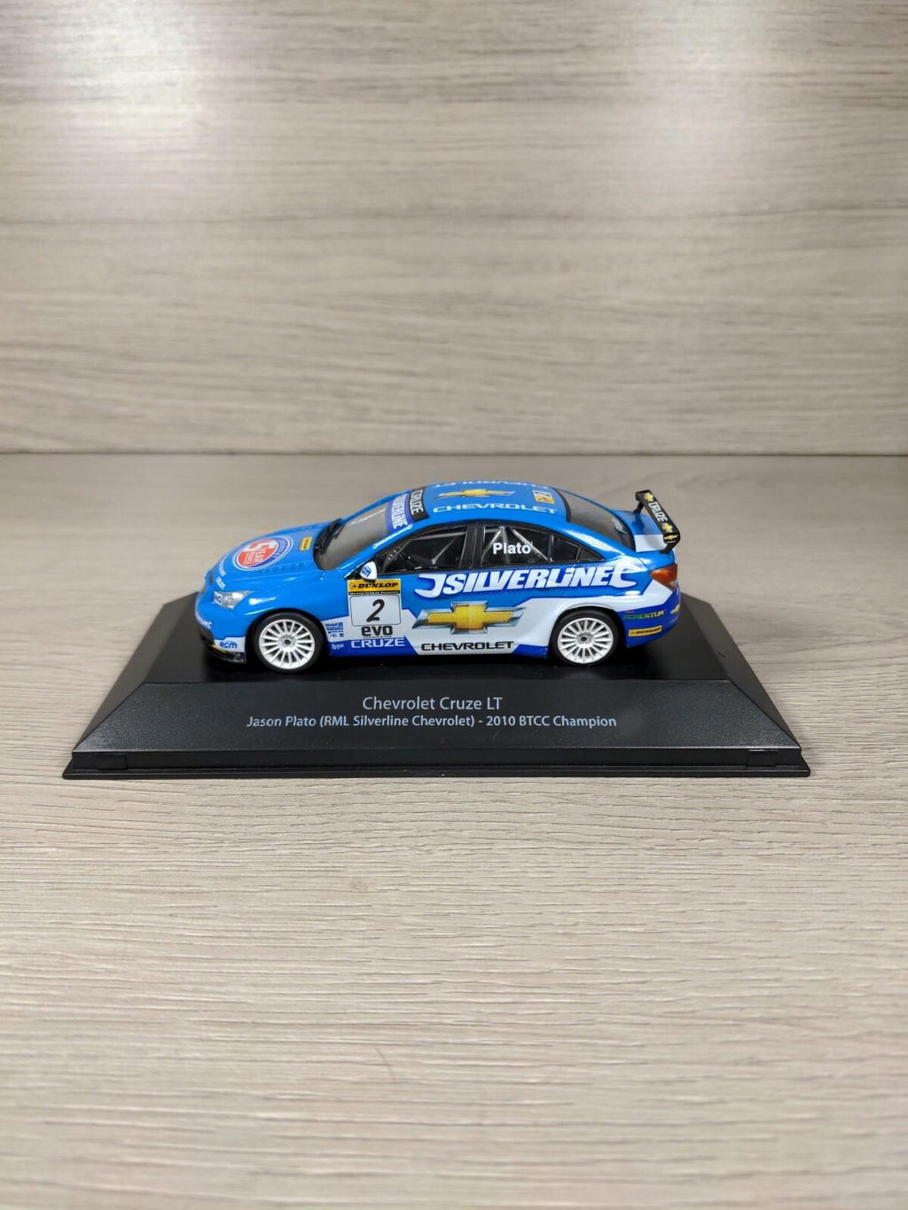 Atlas Editions British Touring Cars Championship Chevrolet Cruze 1:43 Scale Car