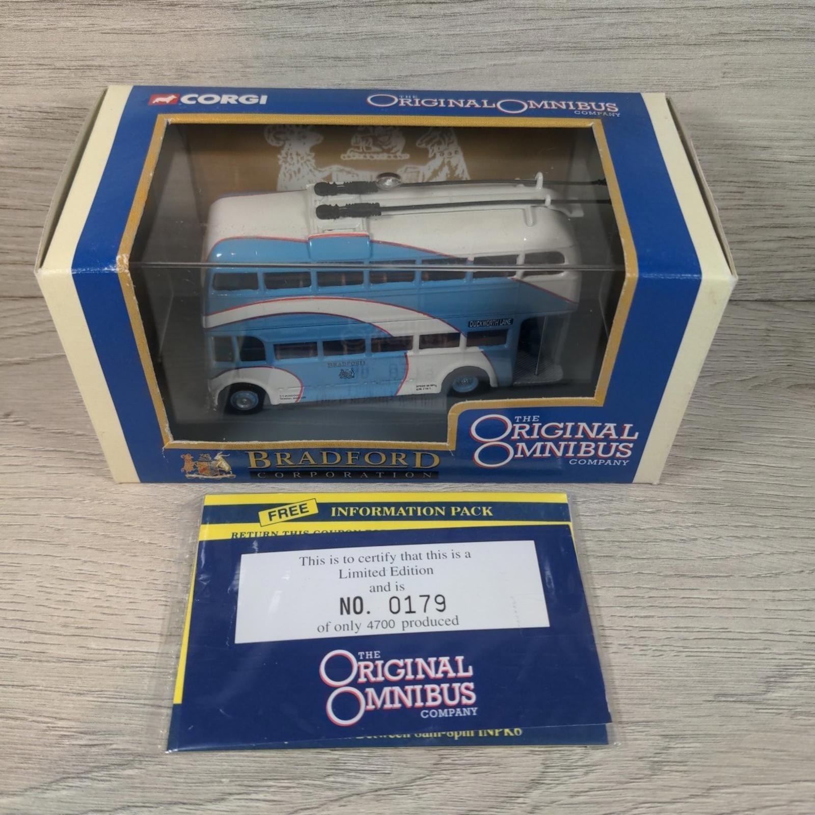 Corgi The Original Omnibus Company Bradford Corporation 40105 Die-Cast Model
