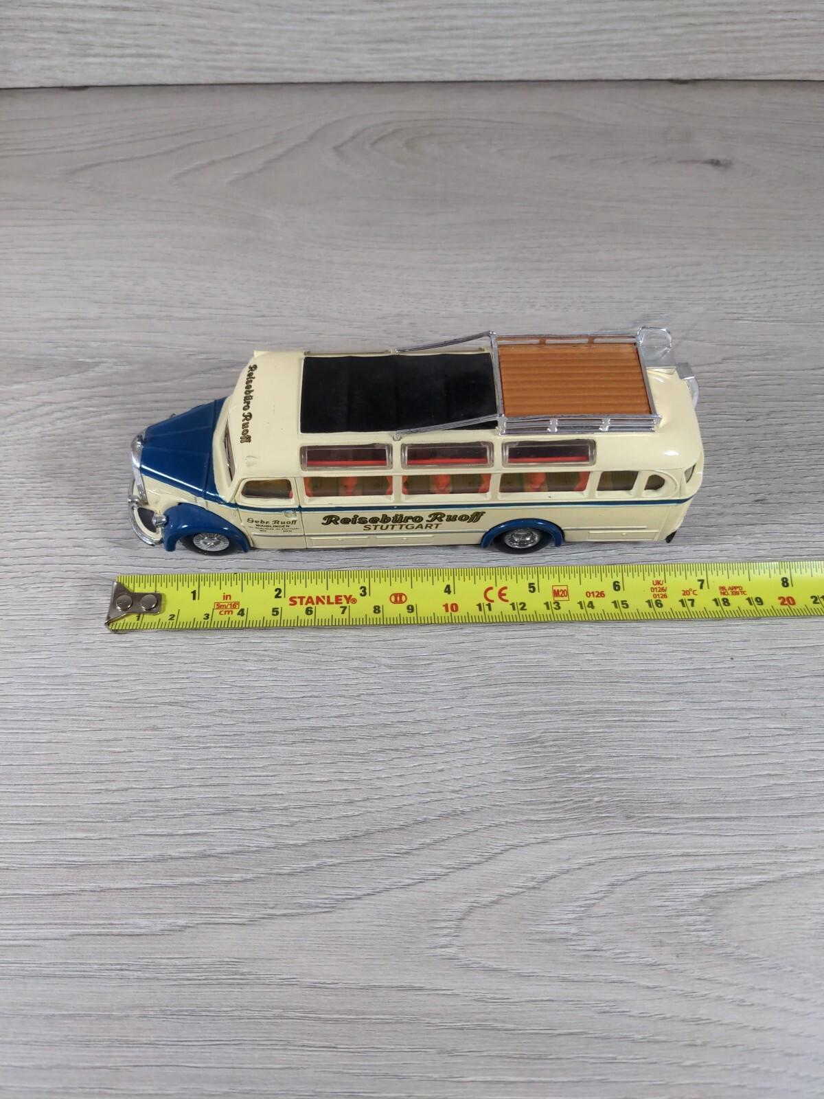 The Dinky Collection DY-S 10 1950 Mercedes-Benz Diecast Omnibus Type 0-3500 - Retrorama UK