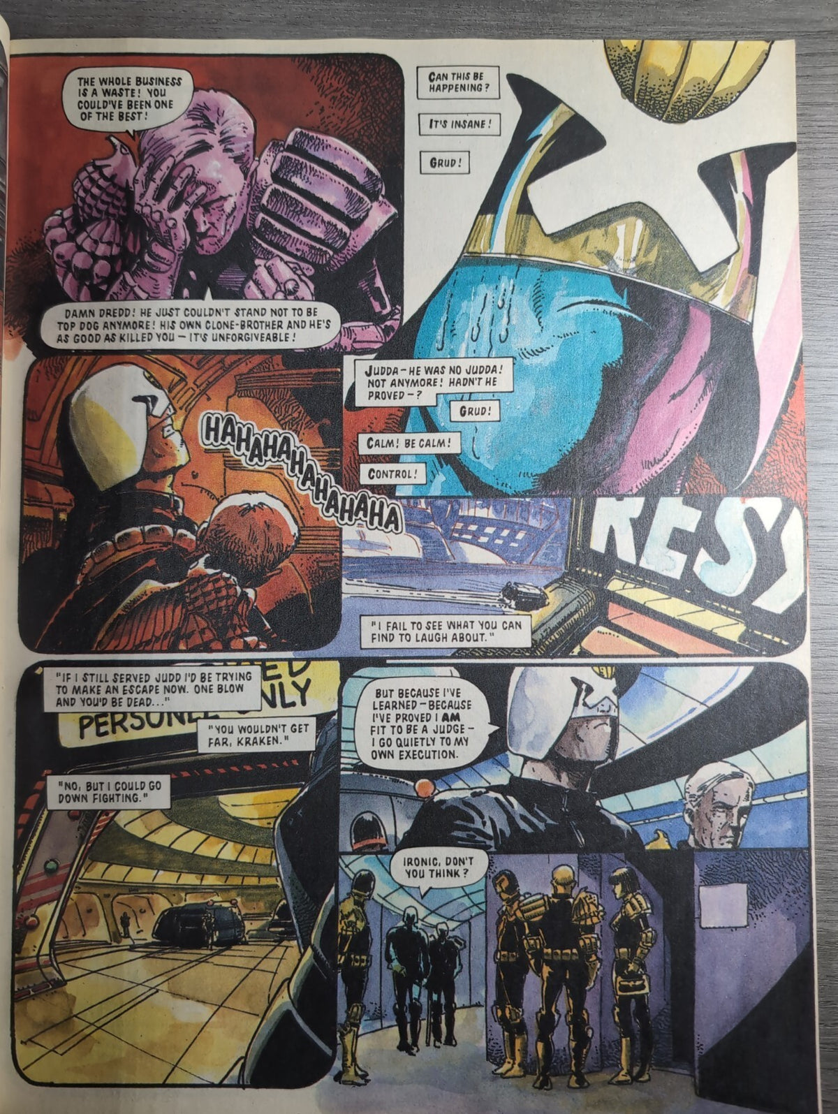 2000AD Prog 669 Featuring Judge Dredd Comic 10th March 1990 Vintage Retro Comic