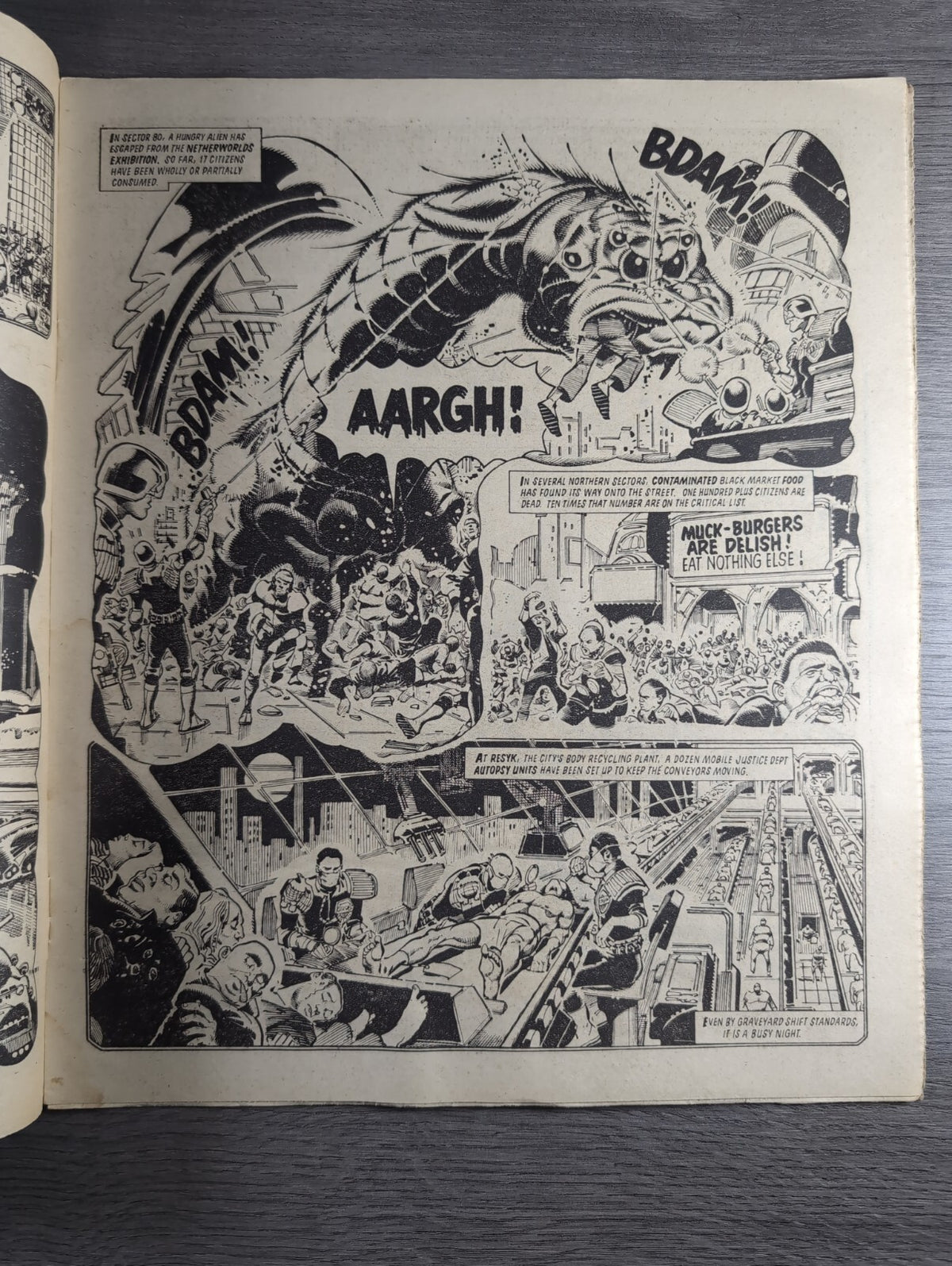 2000AD Prog 340 Featuring Judge Dredd Comic 29th Oct 1983 Vintage Retro Comic