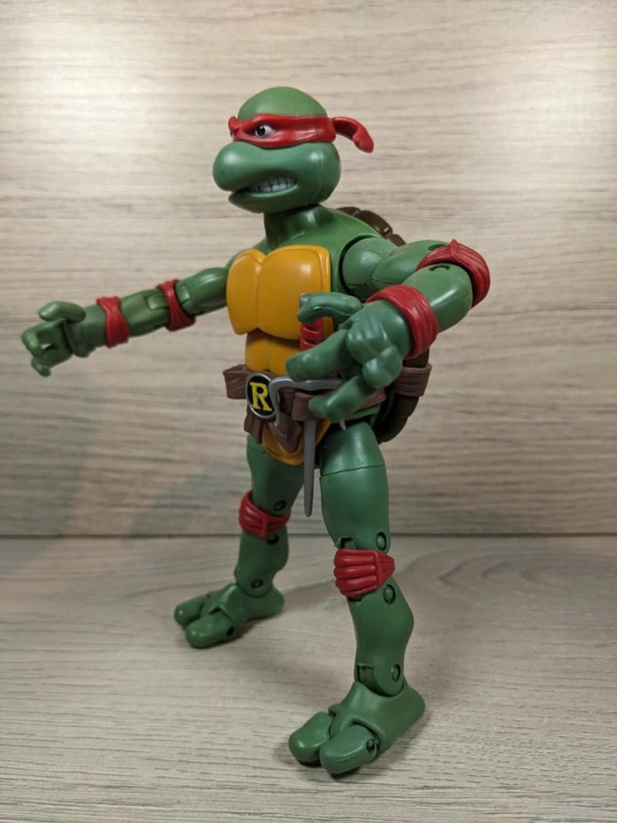 Teenage Mutant Ninja Turtle Figure Playmates 16cm Tall