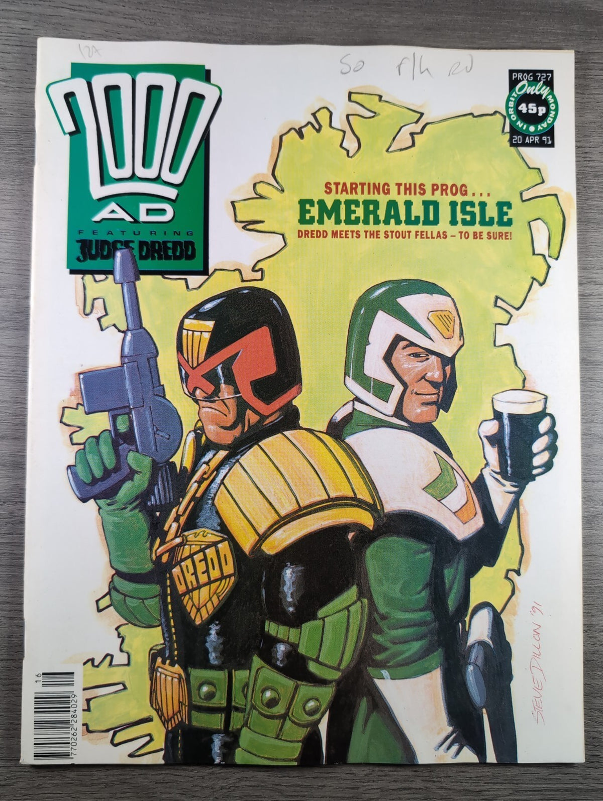 2000AD Prog 727 Featuring Judge Dredd Comic 20th Apr 1991  Vintage Retro Comic