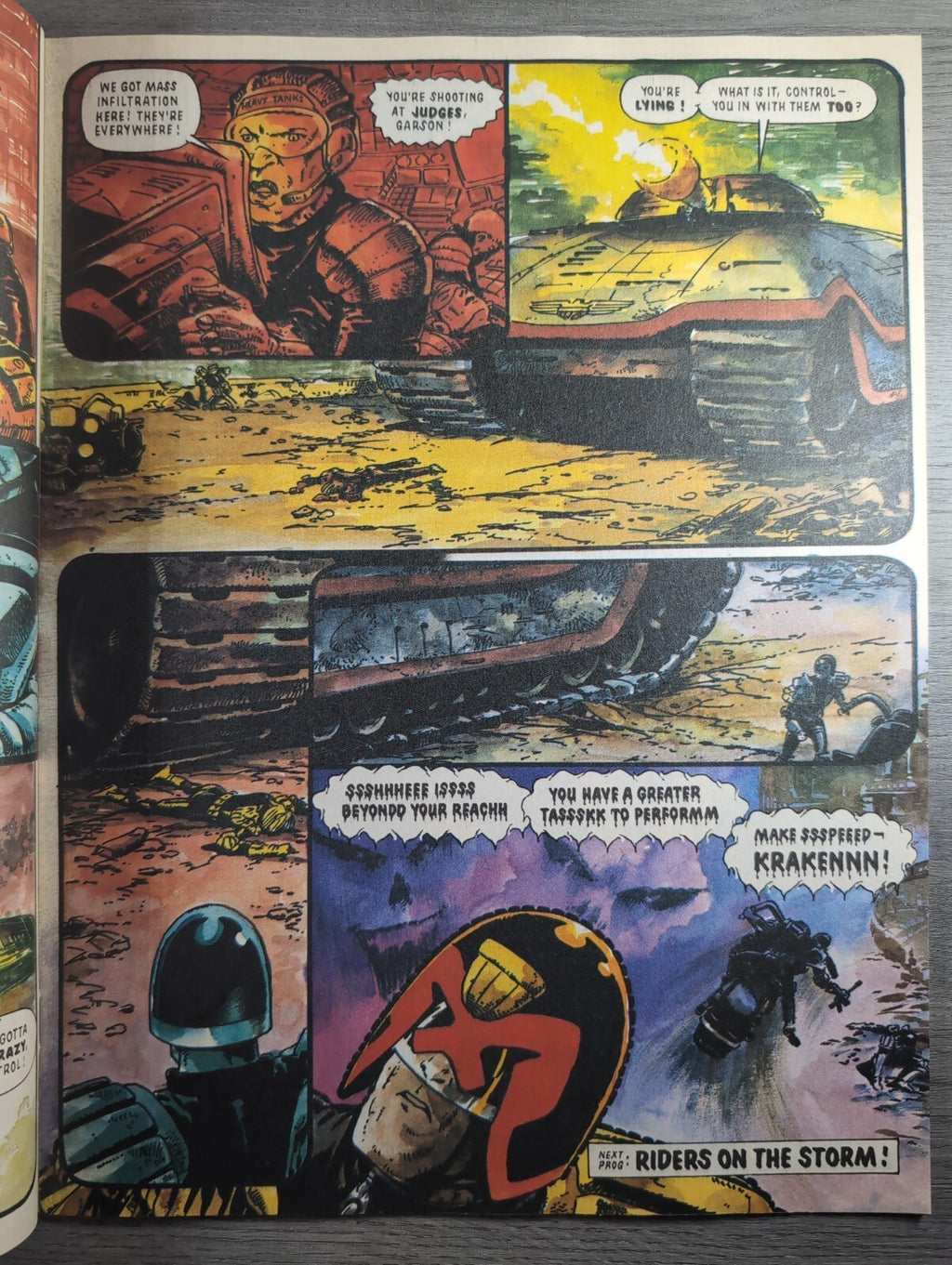 2000AD Prog 683 Featuring Judge Dredd Comic 16th June 1990 Vintage Retro Comic