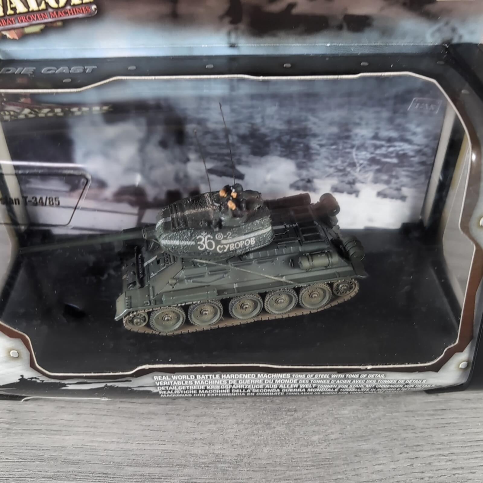 Forces Of Valour Russian T-34/85 Diecast 1:72 Scale Model 85018