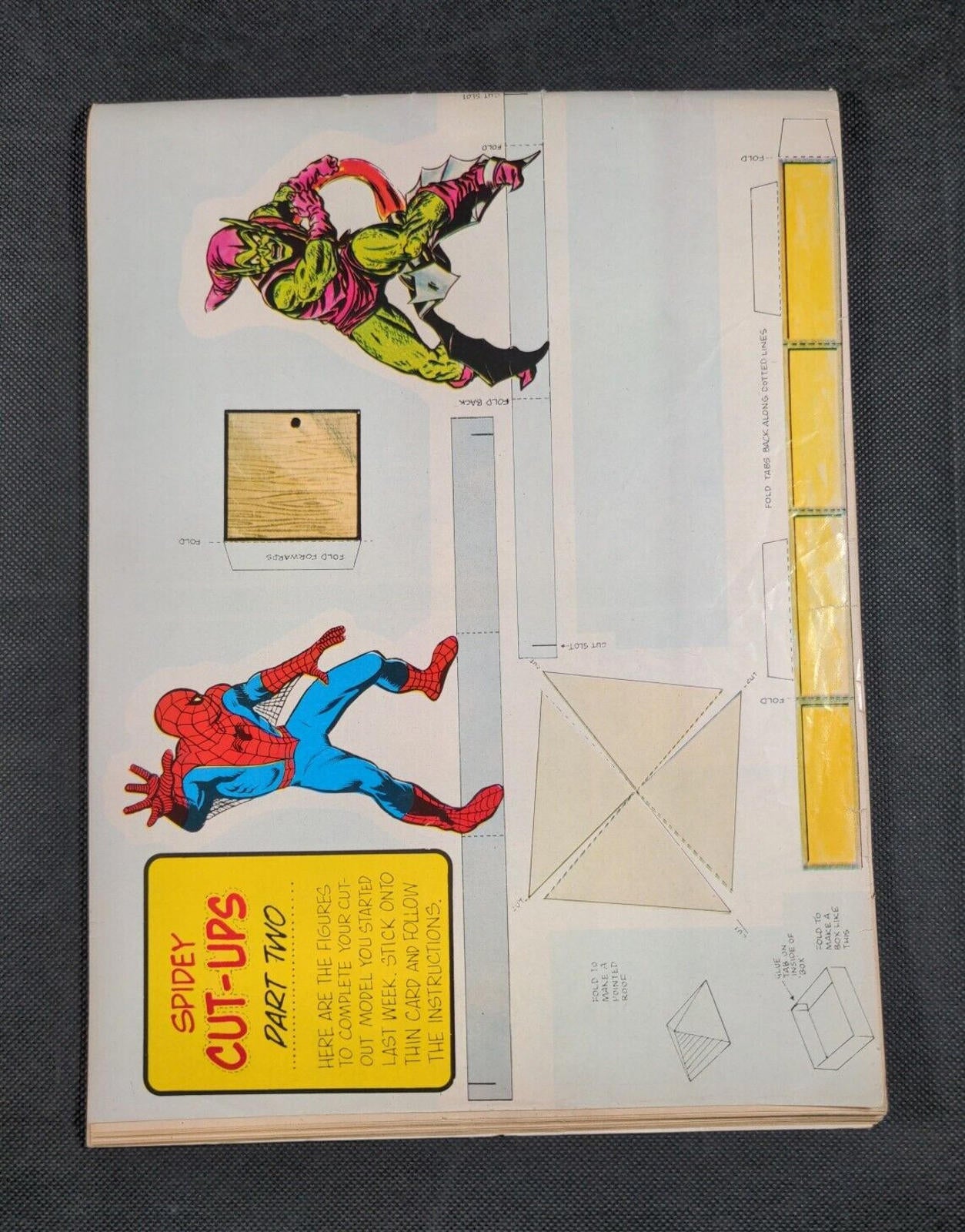 Marvel Comics  - Super Spider -Man - Issue No 206 January 1977 - Retrorama UK