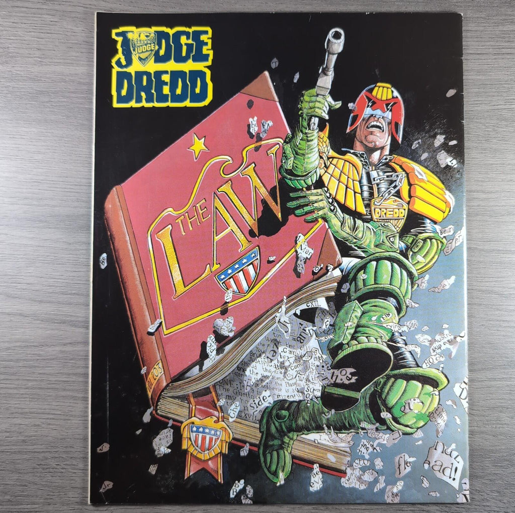 2000AD Prog 589 Featuring Judge Dredd 27th August 1988 Vintage Comic