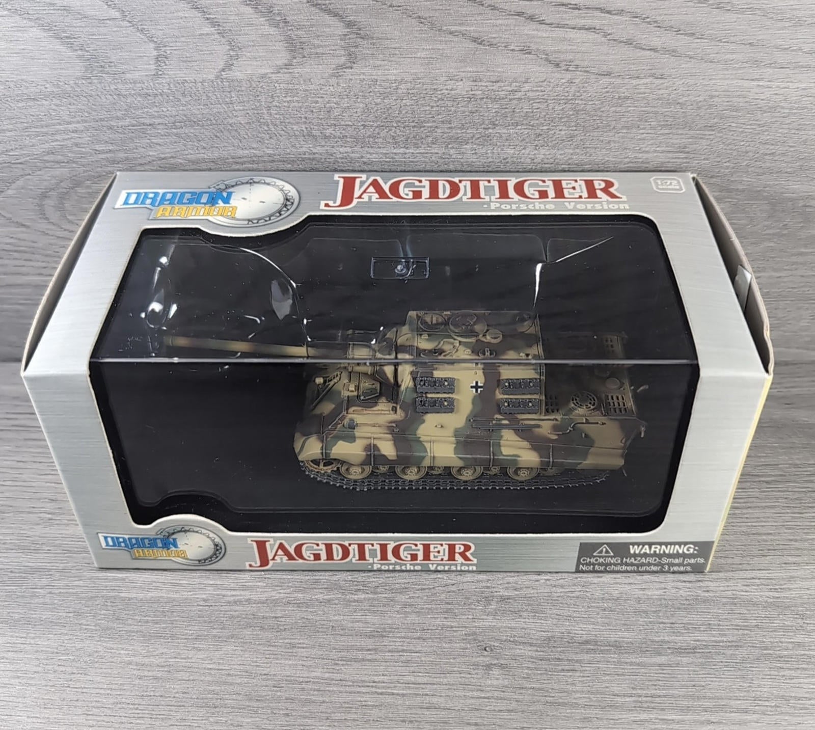 Dragon Armor Jagdtiger Porche Version Germany 1945 1:72 Scale Model 60127