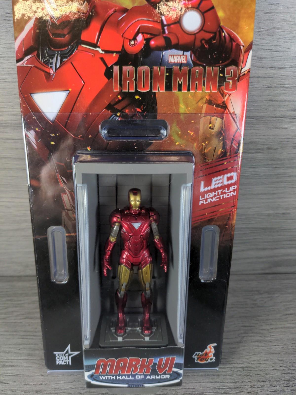 Iron Man 3 Figure Mark VI (6) Hall of Armor Hot Toys LED Iluminated Figure