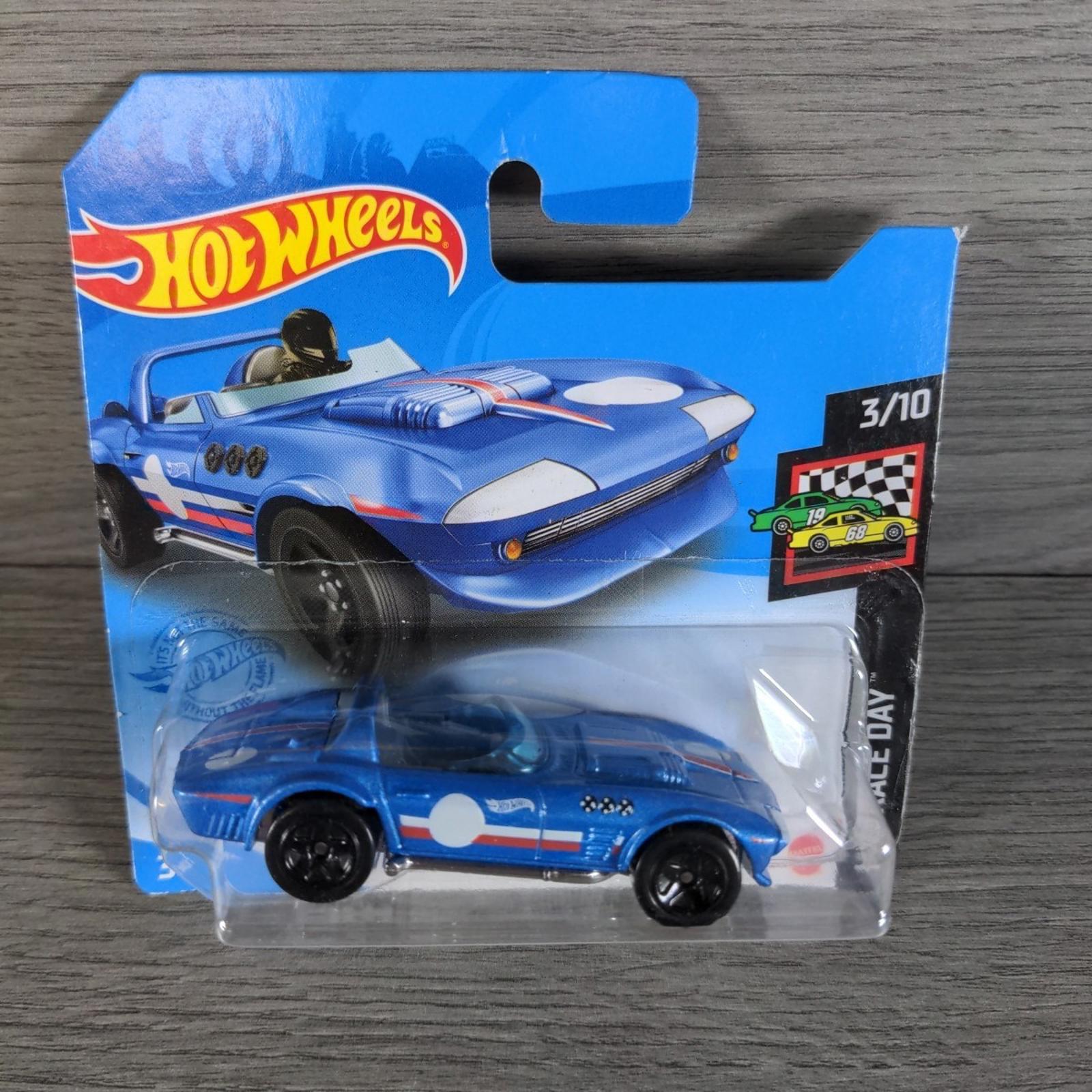 Hot Wheels Corvette Grand Sport Roadster HW Race City 2021 Diecast Car 37/250