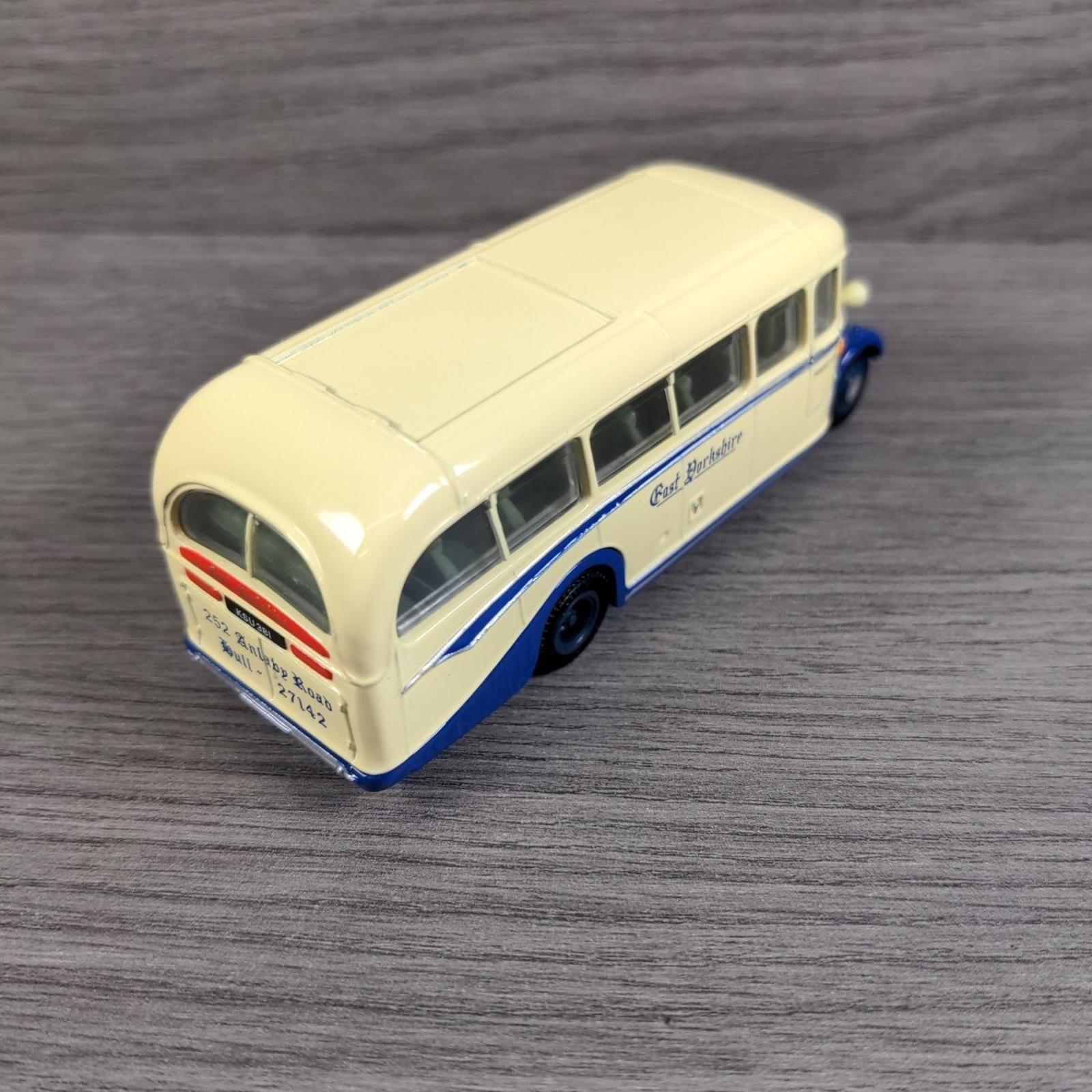 Exclusive First Editions EFE Bedford OB Coach 20109 Diecast Model 1:76 Scale