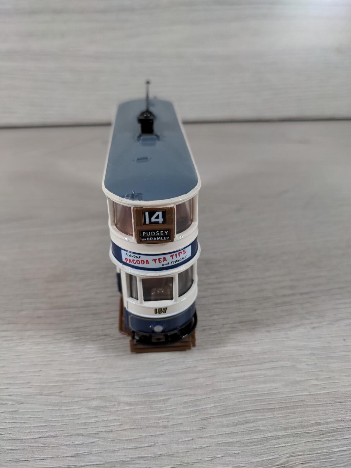 Exclusive First Editions Leeds Tramcar Evening Post 14303 1:76 Diecast Model