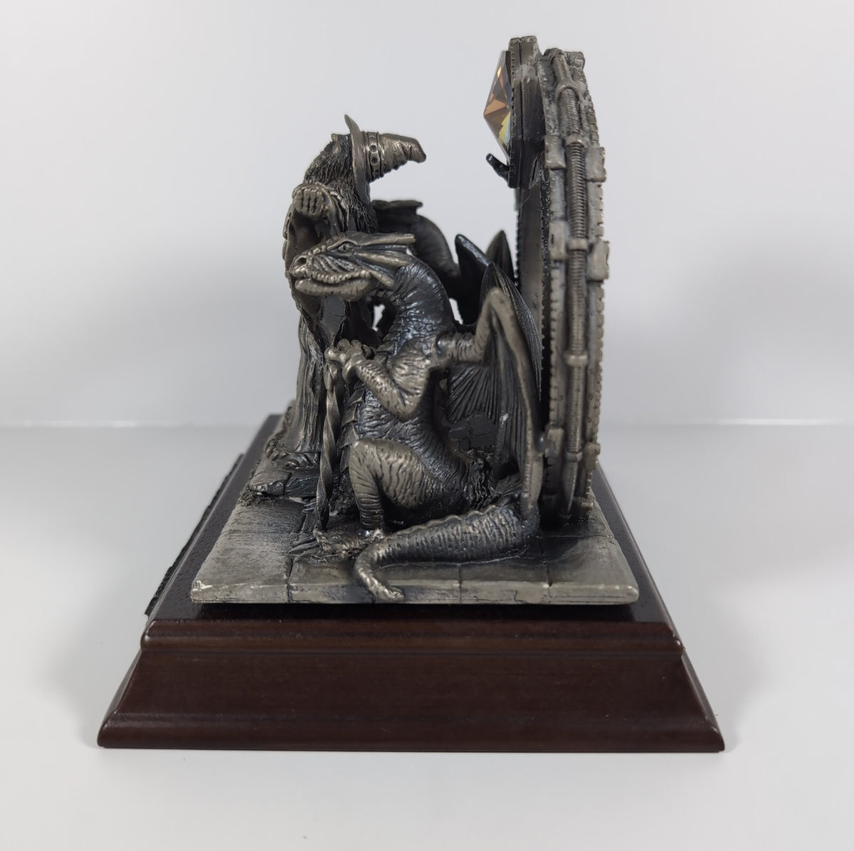 Myth & Magic The Loyal Dragons LP01 The Tudor Mint Pewter Metal Figure