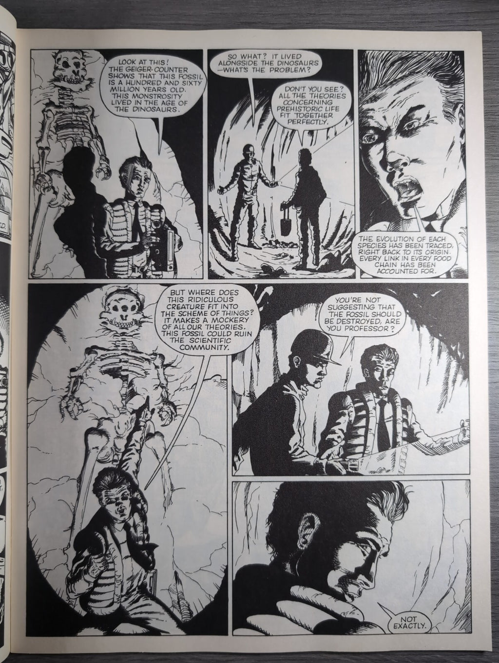 2000AD Prog 715 Featuring Judge Dredd Comic 26th Jan 1991 Vintage Retro Comic