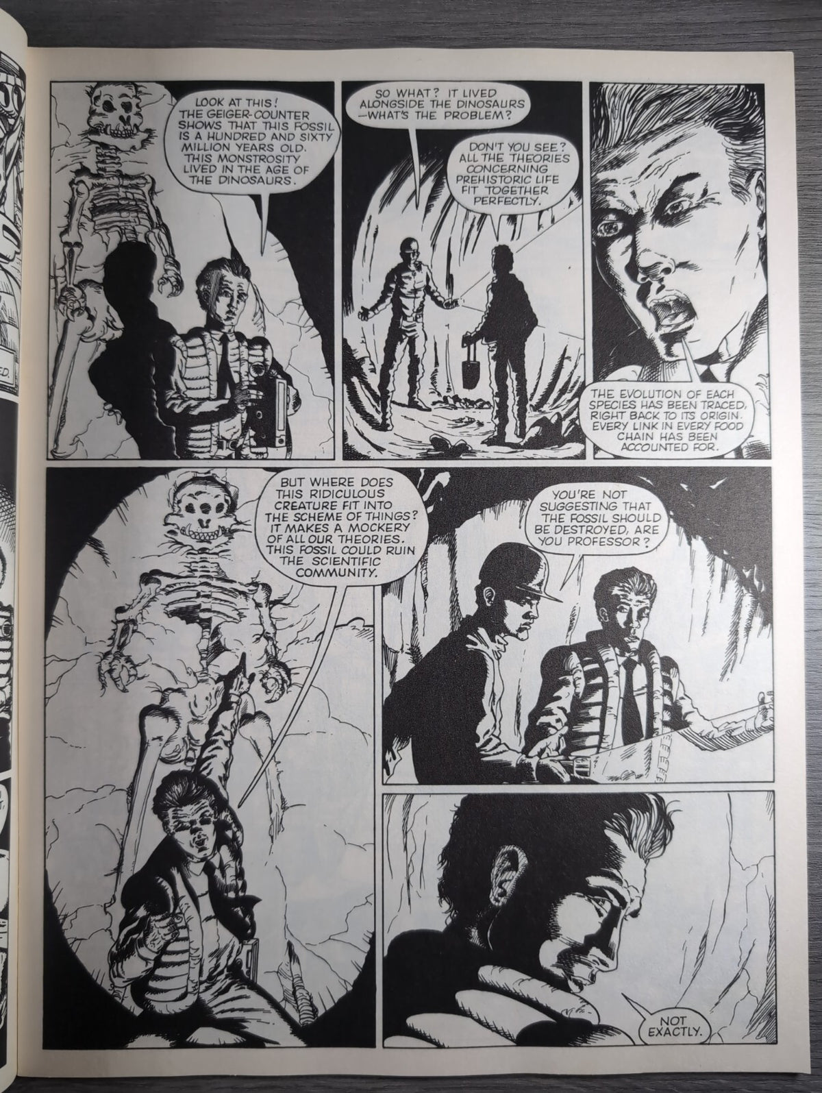 2000AD Prog 715 Featuring Judge Dredd Comic 26th Jan 1991 Vintage Retro Comic