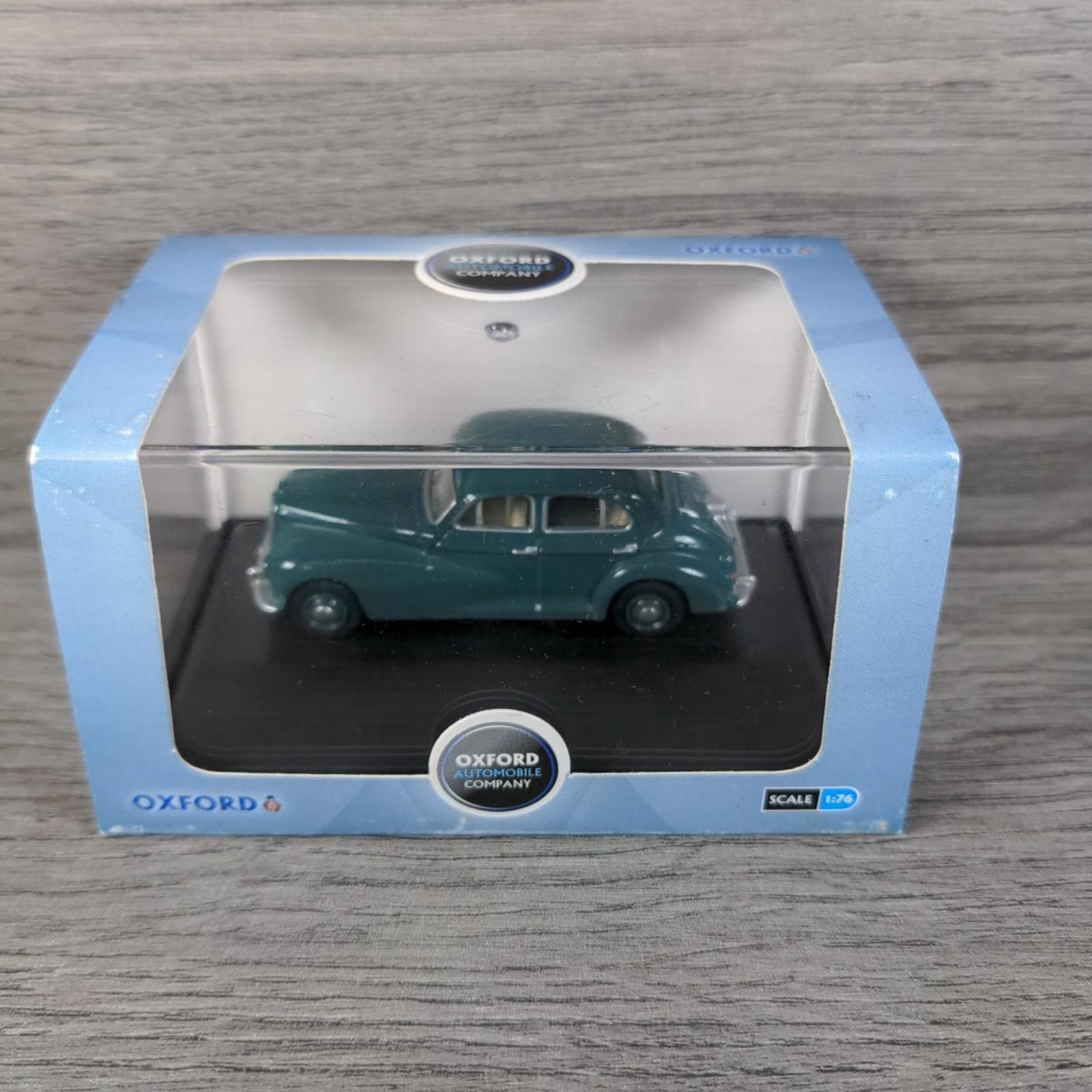 Oxford Automobile Company Romain Green Morris Six 1:76 Scale Die-Cast Model - Retrorama UK