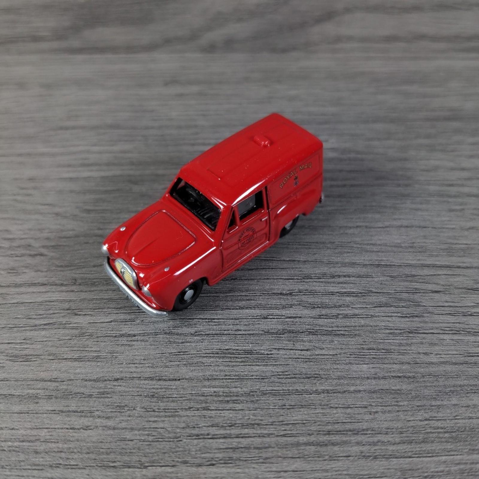 Classix Austin A-35 Van Royal Mail 75223  Diecast Model 00 Gauge 1:76 Scale