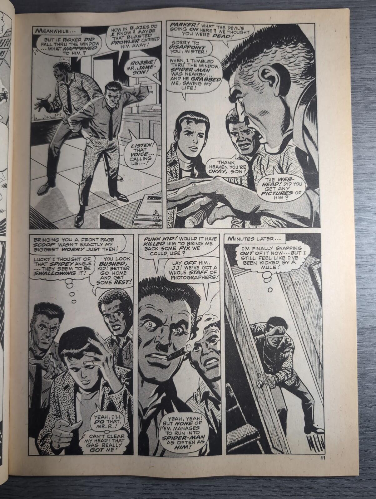Spider-Man Comics Weekly No 97 Marvel Comics UK 21st December 1974 Vintage Comic