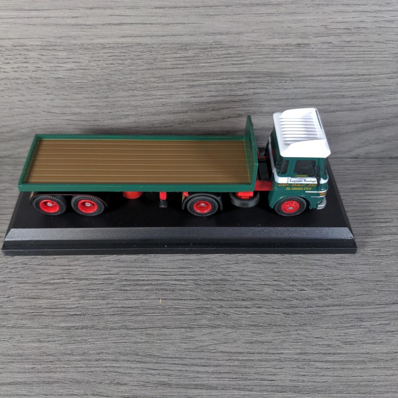 Atlas Editions Eddie Stobart ERF LV Platform Trailer Lynda 1:76 Die-Cast Model