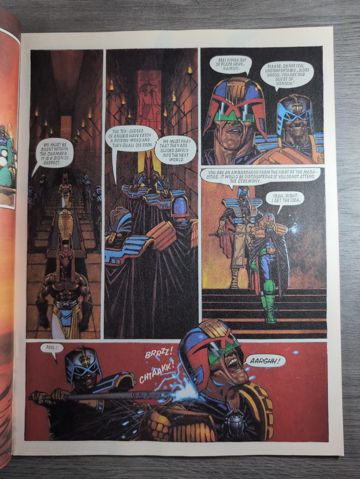 2000AD Prog 862 Featuring Judge Dredd Comic 20th Nov 1993 Vintage Retro Comic
