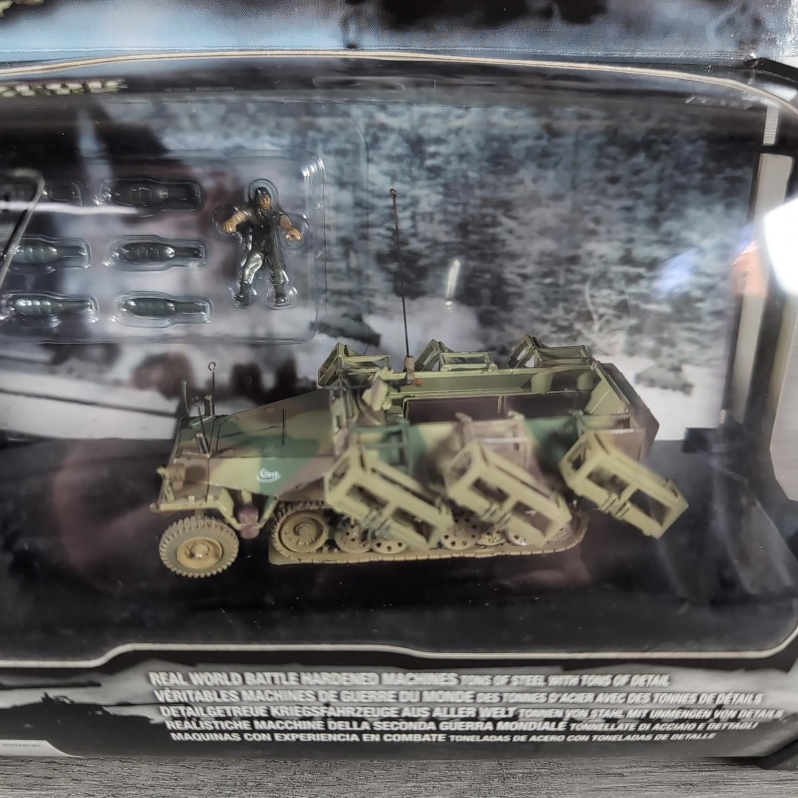 Forces Of Valour German Sd.Kfz. 251 Ausf. D mit Wurfrahmen 40 1:72 Scale Model
