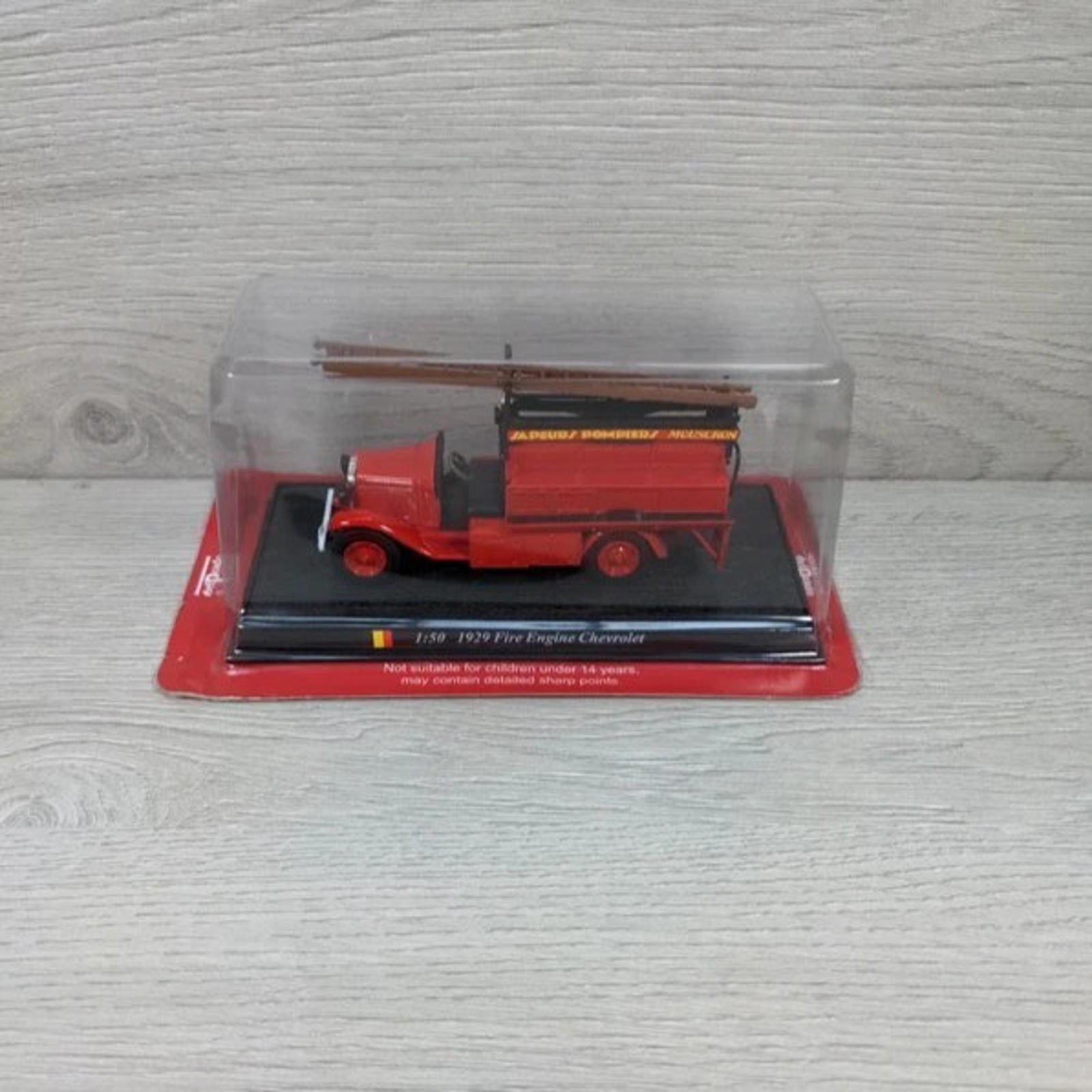Del Prado Diecast 1929 Fire Engine Chevrolet 1:50 Scale Model - Retrorama UK