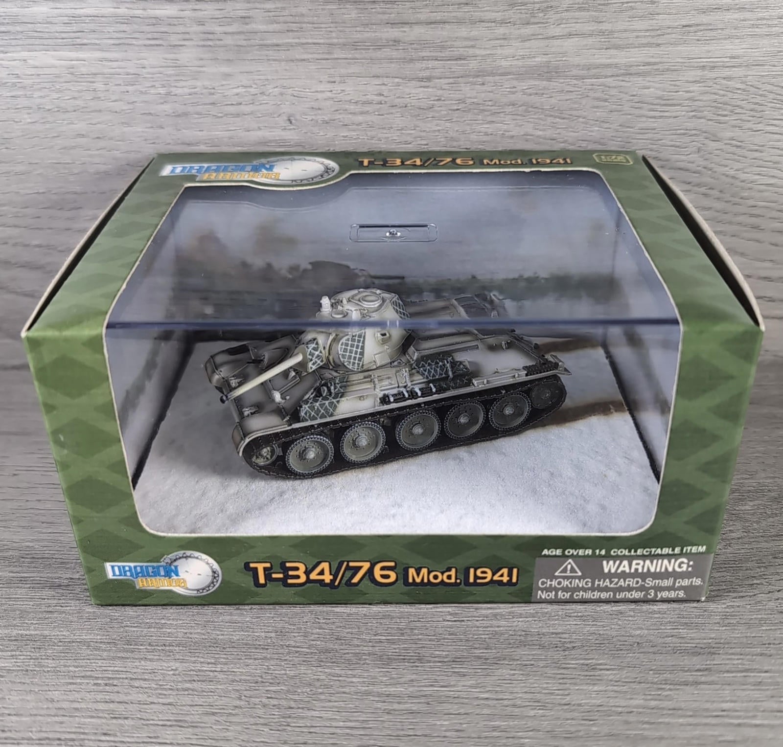 Dragon Armor T-34/76 Mod. 1941 1st Guards Tank Brigade Moscow 1942 1:72 Scale