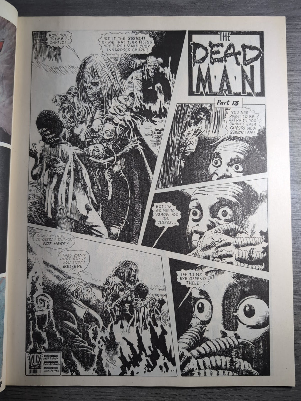 2000AD Prog 662 Featuring Judge Dread Comic 20th Jan 1990 Vintage Retro Comic - Retrorama UK