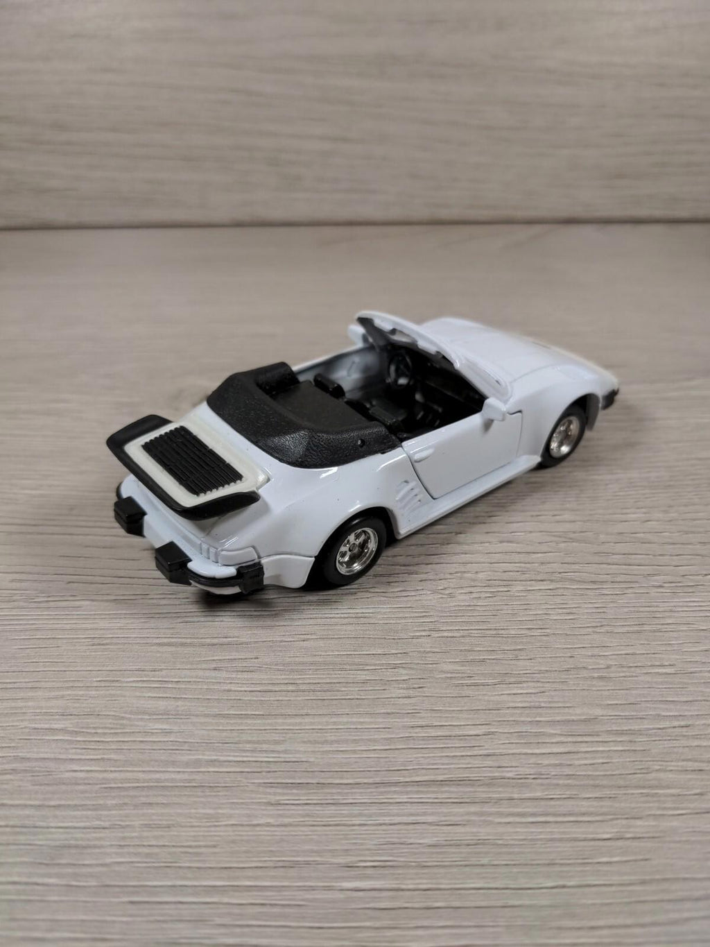 Shell Garage Classic Sports Car Collection Porsche 911 Turbo Cabriolet